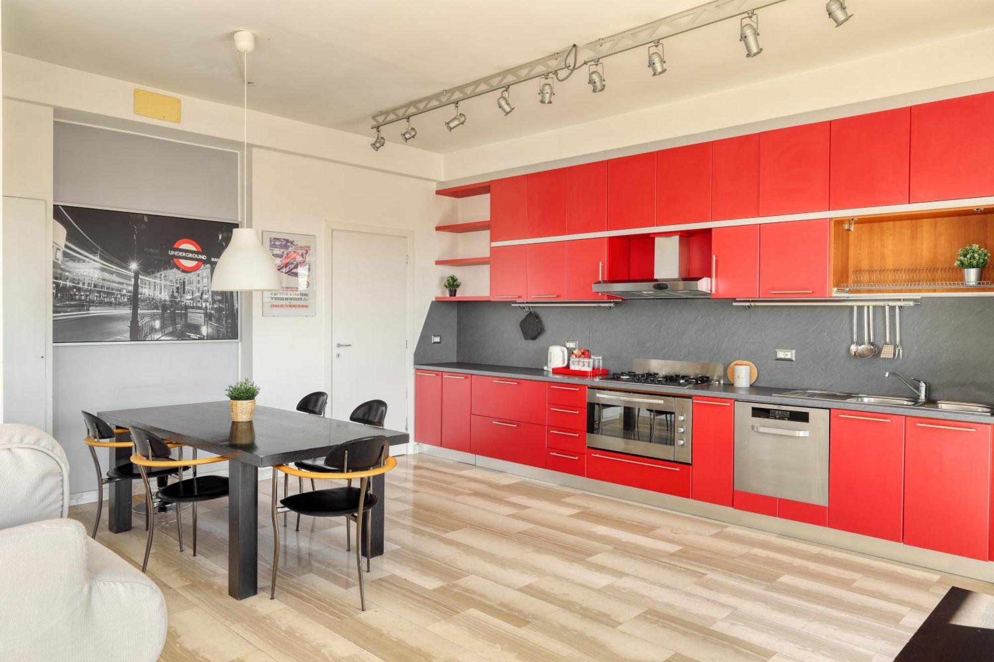 Joivy Stylish 2br Flat Next To Navigli * Milan